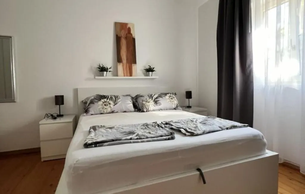 ヴィラ Labinci Beautiful Casa Mirejo With Pool In Kastelirヴィラ クロアチア